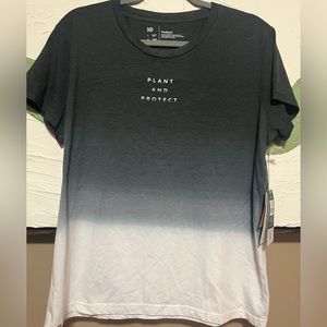 NWT Tentree “plant and protect” tee